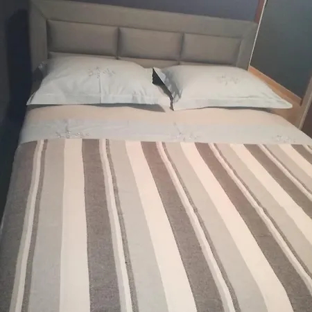 Apartments With Wifi Split - 16009 3* Split